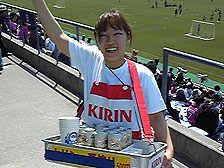 写真：試食・試飲販売、推奨販売、キャンペーン等スタッフ